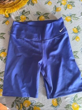 Nike Women's High-Rise Bike Shorts